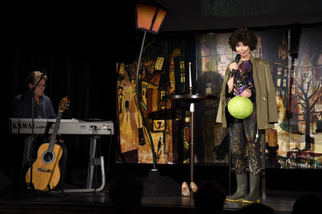 Show von Cornelia Corba in Haar