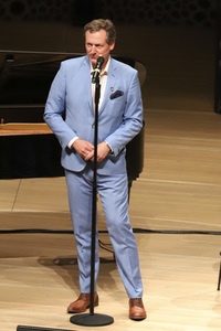 Eckart von Hirschhausen beim Harbour Front Literaturfestival 2021 in Hamburg