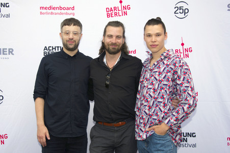 Serienpremiere 'Wir sind jetzt' Staffel 3, achtung berlin Filmfestival 2021