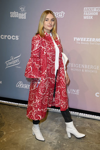 Lascana Fashion Show auf der About You Fashion Week in Berlin