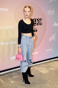 Shyx Fashion Show auf der About You Fashion Week in Berlin