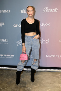 Shyx Fashion Show auf der About You Fashion Week in Berlin