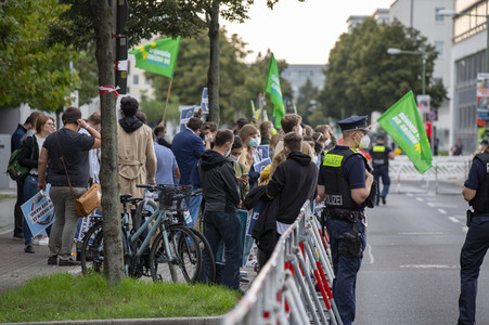 Triell - Dreikampf ums Kanzleramt in Berlin