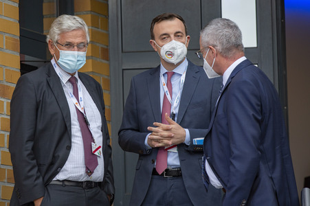 Triell - Dreikampf ums Kanzleramt in Berlin