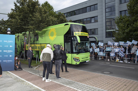 Triell - Dreikampf ums Kanzleramt in Berlin