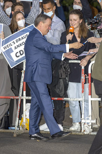 Triell - Dreikampf ums Kanzleramt in Berlin