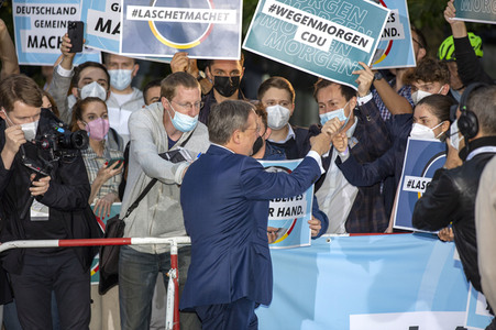 Triell - Dreikampf ums Kanzleramt in Berlin