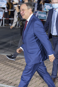 Triell - Dreikampf ums Kanzleramt in Berlin