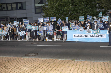 Triell - Dreikampf ums Kanzleramt in Berlin