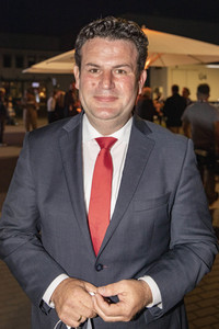 Triell - Dreikampf ums Kanzleramt in Berlin