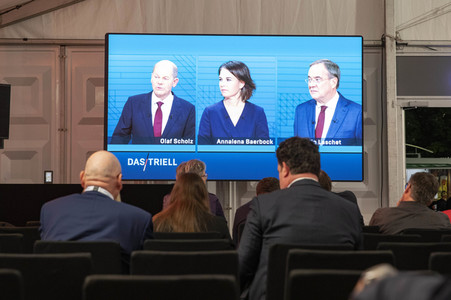 Triell - Dreikampf ums Kanzleramt in Berlin