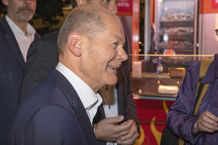 Triell - Dreikampf ums Kanzleramt in Berlin