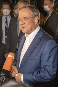 Triell - Dreikampf ums Kanzleramt in Berlin
