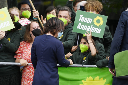 Triell - Dreikampf ums Kanzleramt in Berlin