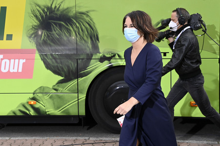 Triell - Dreikampf ums Kanzleramt in Berlin