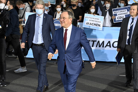 Triell - Dreikampf ums Kanzleramt in Berlin