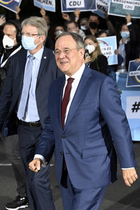 Triell - Dreikampf ums Kanzleramt in Berlin