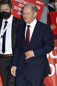 Triell - Dreikampf ums Kanzleramt in Berlin