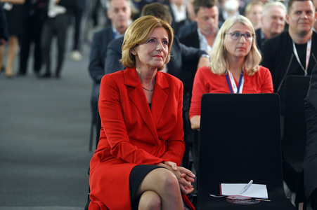 Triell - Dreikampf ums Kanzleramt in Berlin