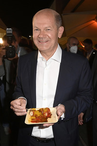 Triell - Dreikampf ums Kanzleramt in Berlin