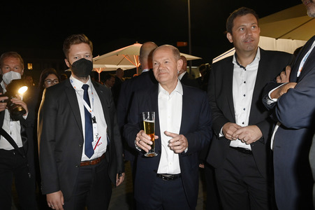 Triell - Dreikampf ums Kanzleramt in Berlin