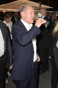 Triell - Dreikampf ums Kanzleramt in Berlin