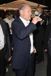 Triell - Dreikampf ums Kanzleramt in Berlin