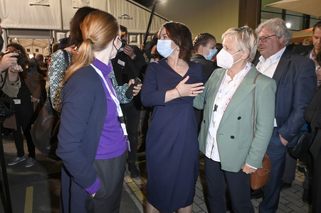 Triell - Dreikampf ums Kanzleramt in Berlin