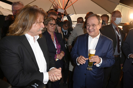 Triell - Dreikampf ums Kanzleramt in Berlin