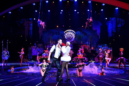 Fotocall Arise Grand Show in Berlin