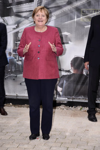 Markus Söder und Angela Merkel in Garching bei München
