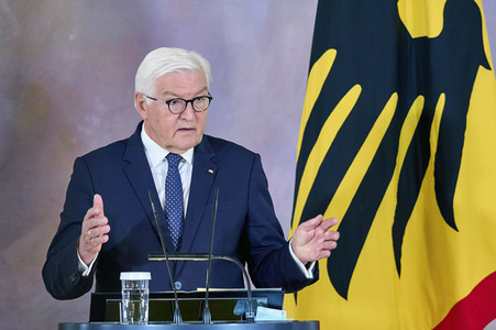 Verleihung des Verdienstkreuzes an Brigadegeneral Jens Arlt in Berlin