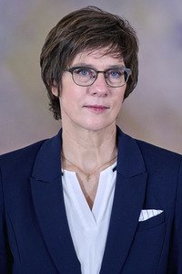 Verleihung des Verdienstkreuzes an Brigadegeneral Jens Arlt in Berlin