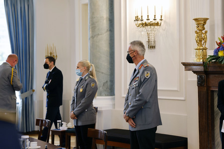 Verleihung des Verdienstkreuzes an Brigadegeneral Jens Arlt in Berlin