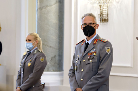 Verleihung des Verdienstkreuzes an Brigadegeneral Jens Arlt in Berlin