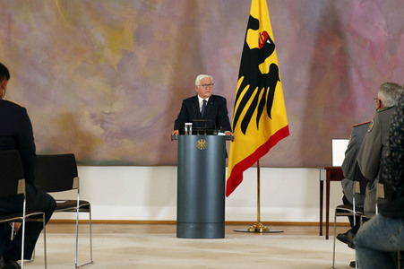 Verleihung des Verdienstkreuzes an Brigadegeneral Jens Arlt in Berlin