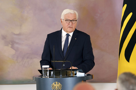 Verleihung des Verdienstkreuzes an Brigadegeneral Jens Arlt in Berlin