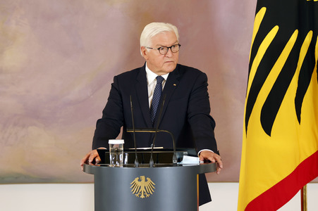 Verleihung des Verdienstkreuzes an Brigadegeneral Jens Arlt in Berlin