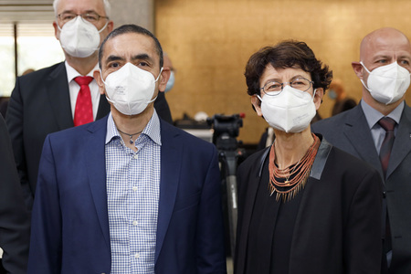 Ehrung für Özlem Türeci und Uğur Şahin in Köln