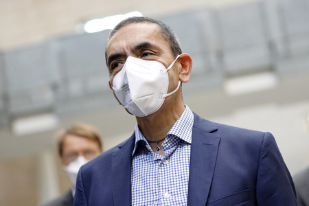 Ehrung für Özlem Türeci und Uğur Şahin in Köln