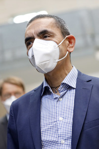 Ehrung für Özlem Türeci und Uğur Şahin in Köln