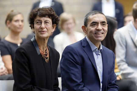 Ehrung für Özlem Türeci und Uğur Şahin in Köln