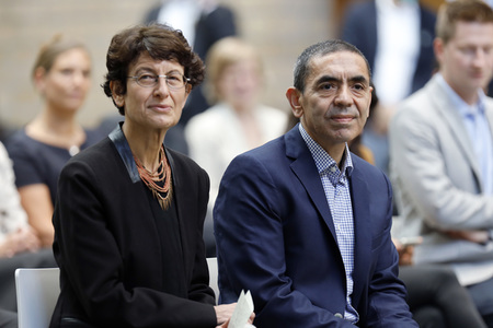 Ehrung für Özlem Türeci und Uğur Şahin in Köln