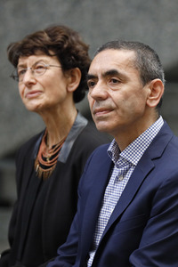 Ehrung für Özlem Türeci und Uğur Şahin in Köln