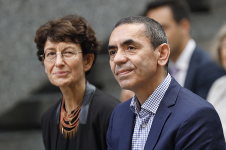 Ehrung für Özlem Türeci und Uğur Şahin in Köln