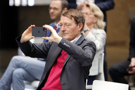 Ehrung für Özlem Türeci und Uğur Şahin in Köln