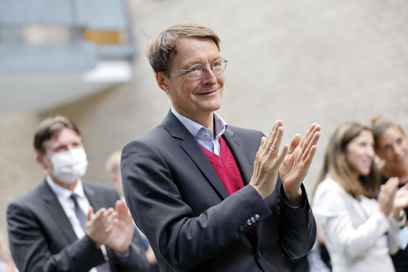 Ehrung für Özlem Türeci und Uğur Şahin in Köln