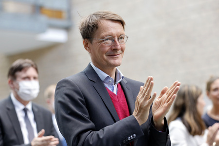 Ehrung für Özlem Türeci und Uğur Şahin in Köln