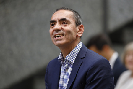 Ehrung für Özlem Türeci und Uğur Şahin in Köln