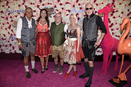 Angermaier-Trachten-Abend in München